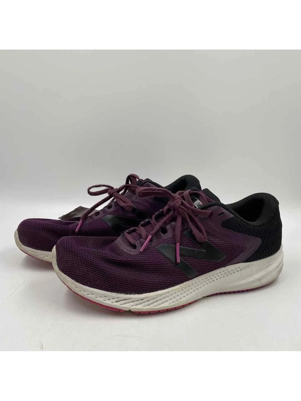 New Balance Women's Shoe Size 9 Purple Textured Sneakers